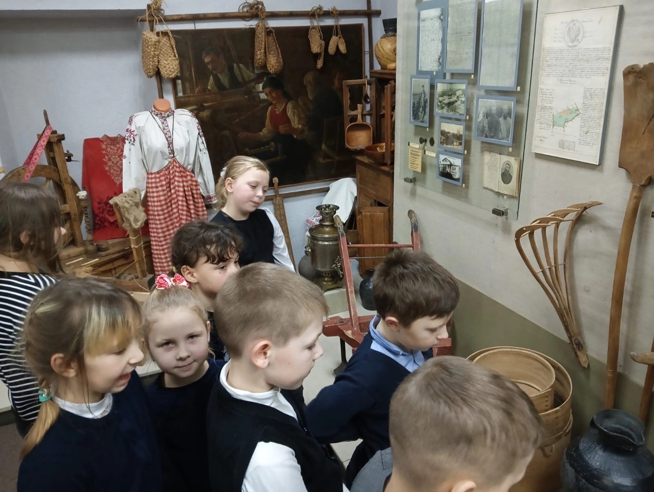 Учащиеся начальной школы посетили МБУК «Вичугский городской художественный музей».